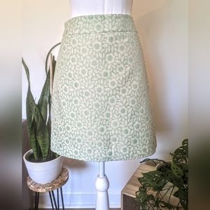 ⭐FINAL SALE ⭐Loft mod retro a line above knee floral skirt sz 4